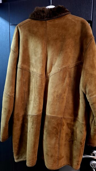 Cojoc barbatesc clasic din blana de miel