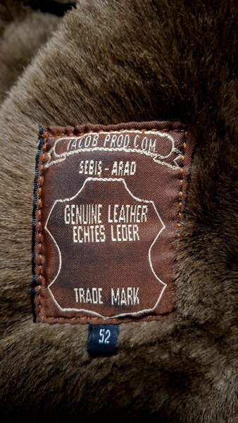 Cojoc barbatesc clasic din blana de miel